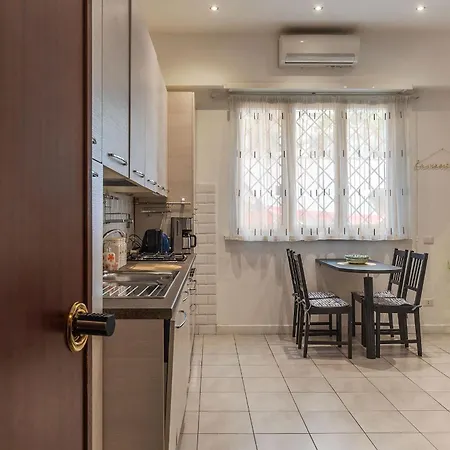 Guesthost - Comfy X2 In Monteverde Appartement *